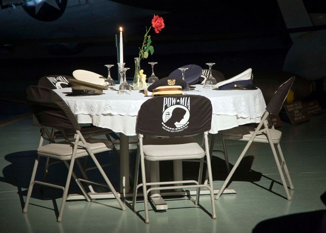 1280px-Missing_Man_Table_at_Eglin_AFB